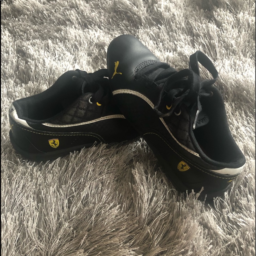 PUMA Kids' Shoes, Black Sz 1. US